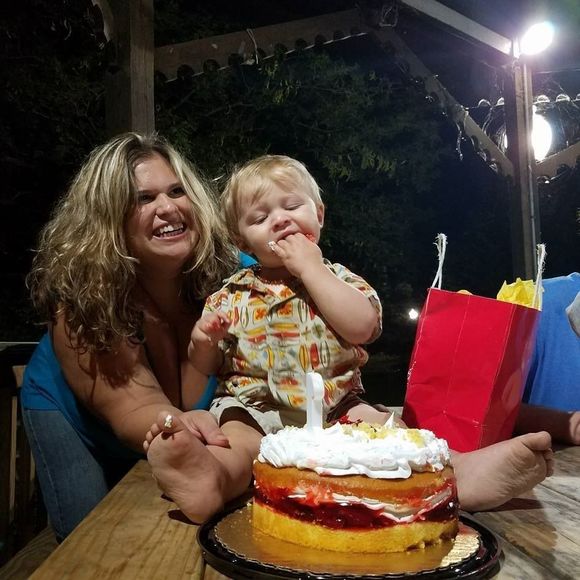 Meet your Posher, Vanessa - Picture 1 of 1